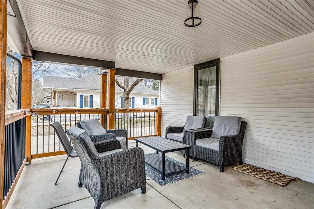 1206 N Forest Avenue Wichita KS 67203