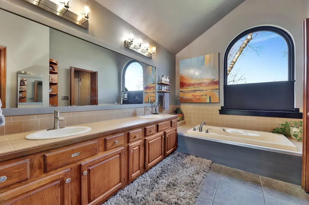 2871 N Tallgrass Street Wichita KS 67226