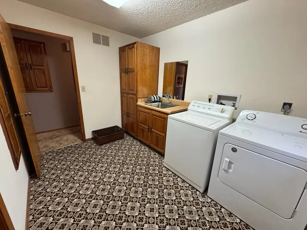512 S Harrison Street Hugoton KS 67951