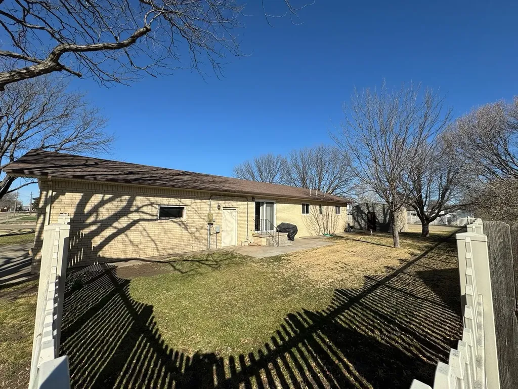 512 S Harrison Street Hugoton KS 67951