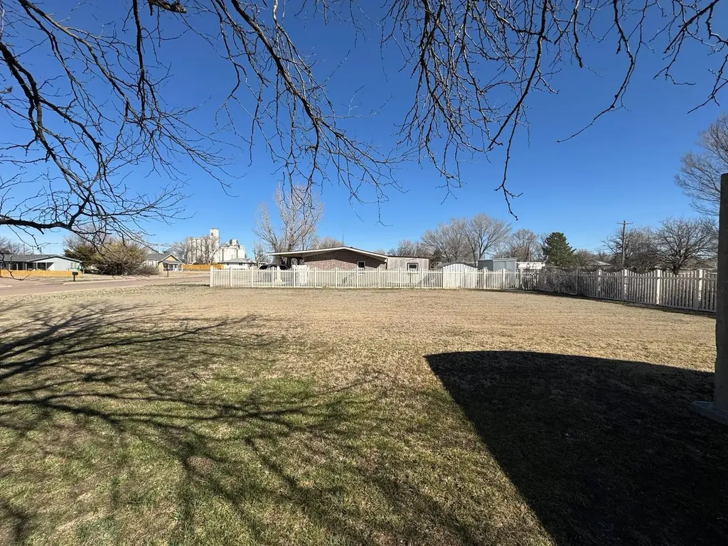 512 S Harrison Street Hugoton KS 67951