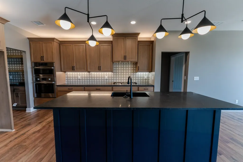4542 N Sandkey Street Wichita KS 67204