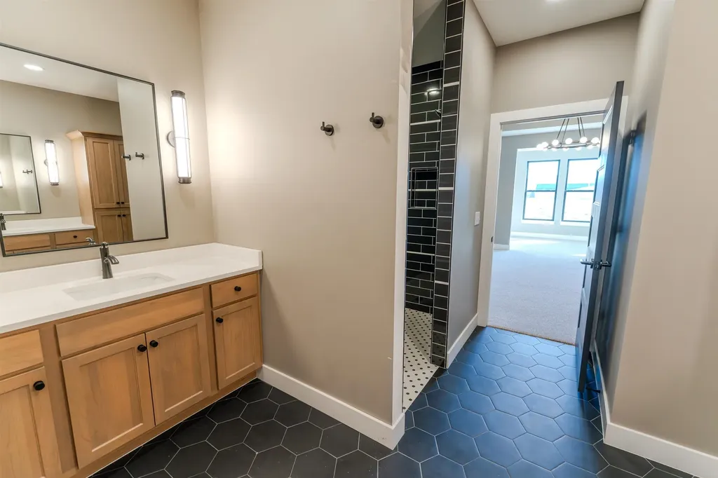 4542 N Sandkey Street Wichita KS 67204