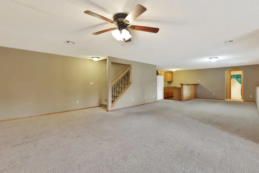 8705 W Shadow Lakes Street Wichita KS 67205