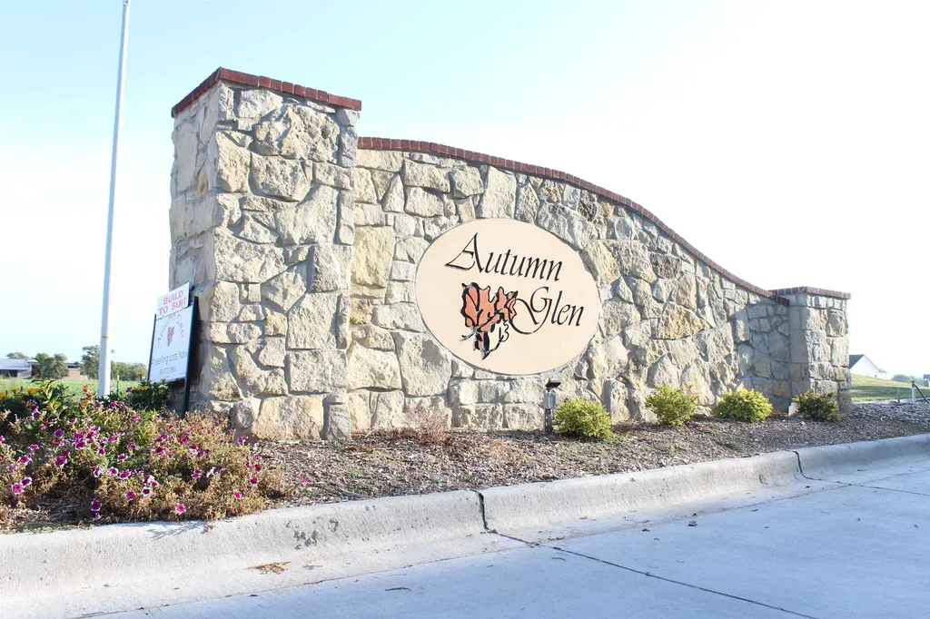 611 Glen Creek Court Newton KS 67114