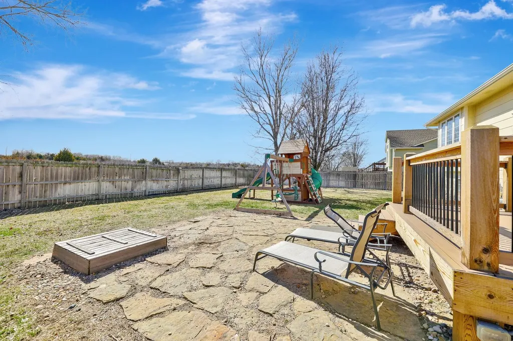 219 W Waterford Court Andover KS 67002