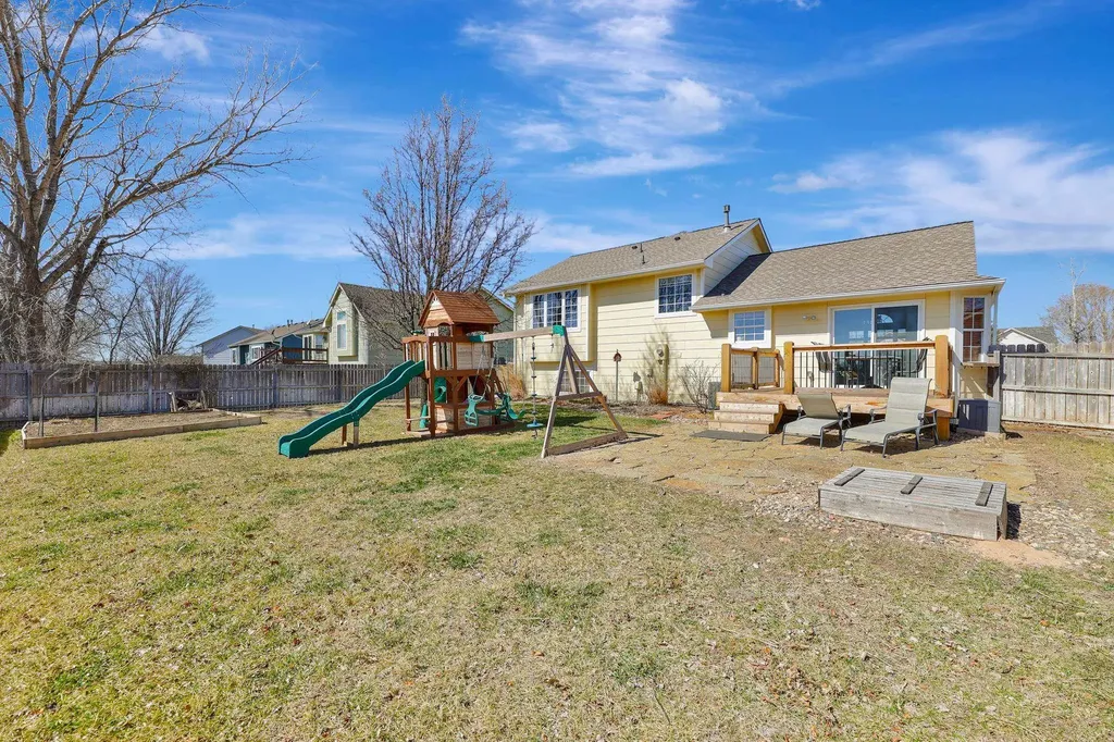 219 W Waterford Court Andover KS 67002