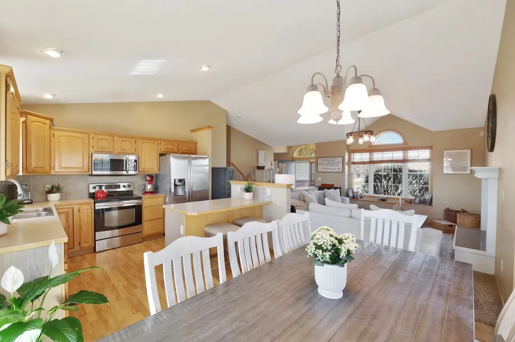 219 W Waterford Court Andover KS 67002