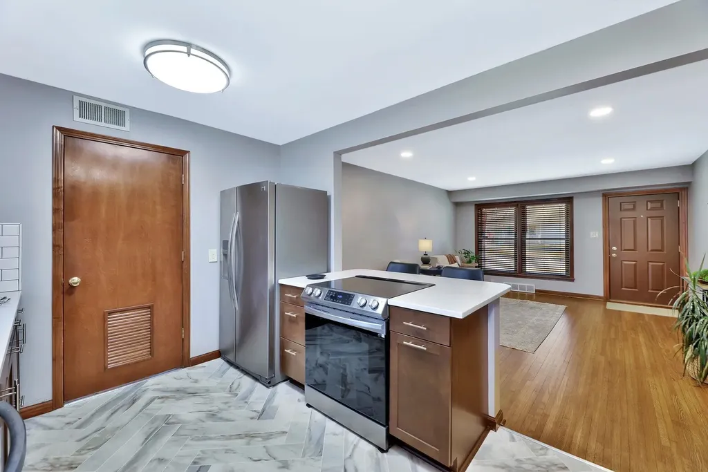 217 S Gordon Wichita KS 67213