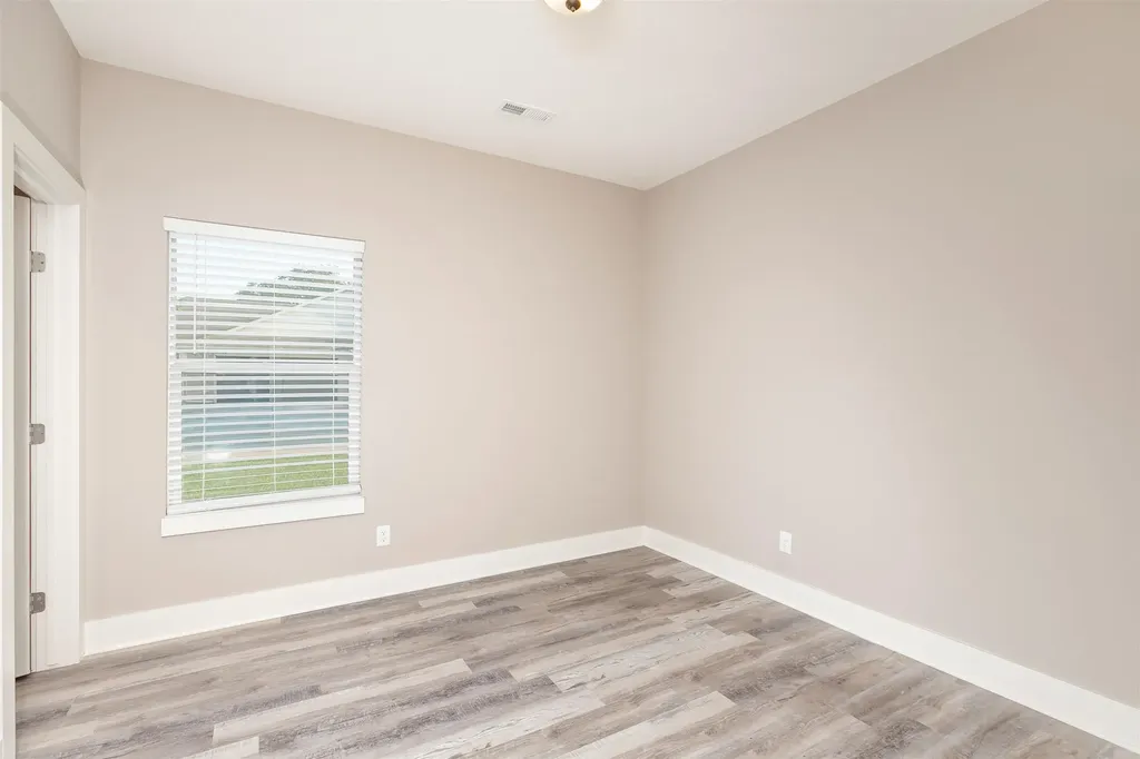 4307-4309 N Sandplum Street Wichita KS 67205