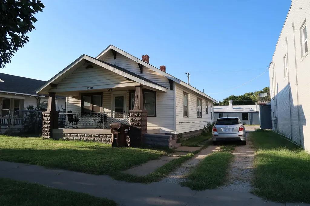 1316 W Douglas Avenue Wichita KS 67203