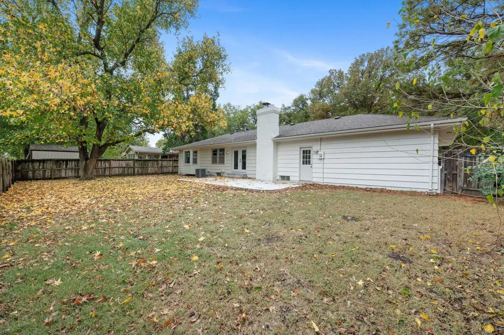 212 N Post Oak Road Wichita KS 67206
