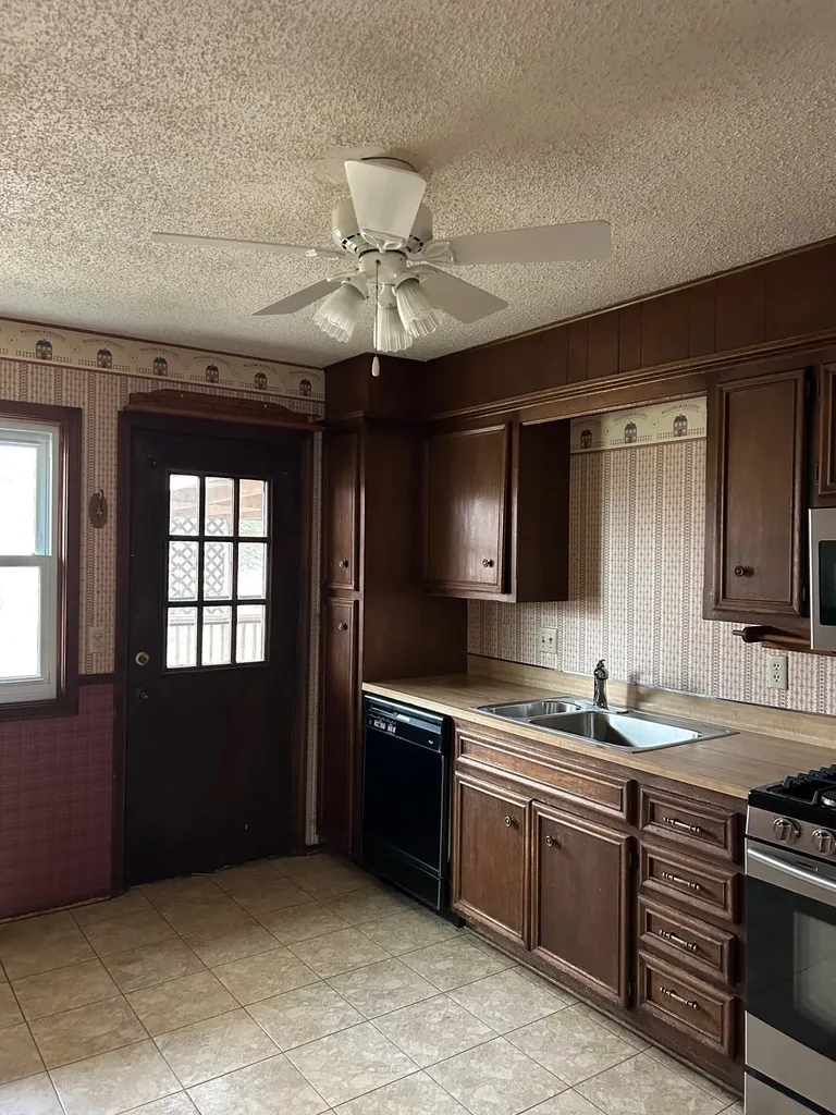 610 N Main Street Rose Hill KS 67133