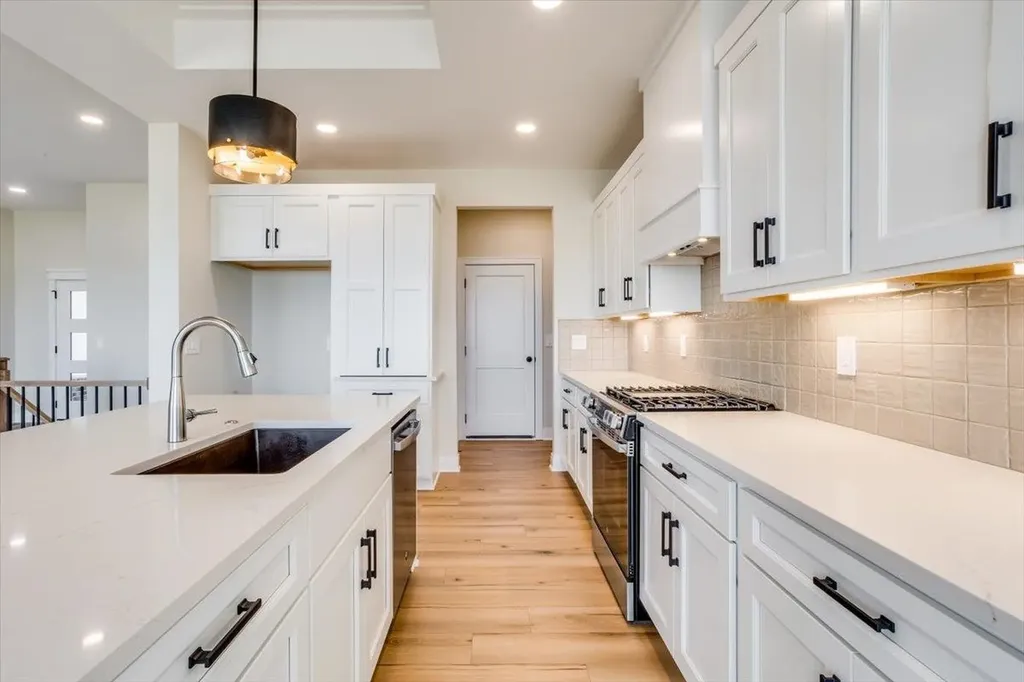 3229 Pine Grove Wichita KS 67205