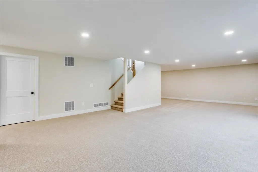 3229 Pine Grove Wichita KS 67205