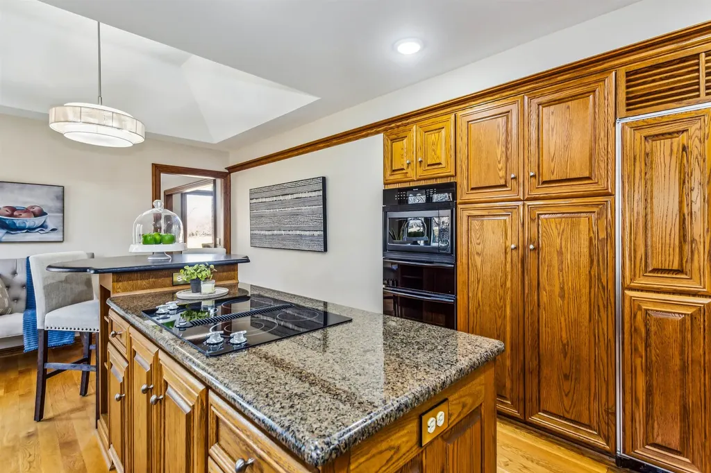 547 N Turnberry Circle Wichita KS 67230