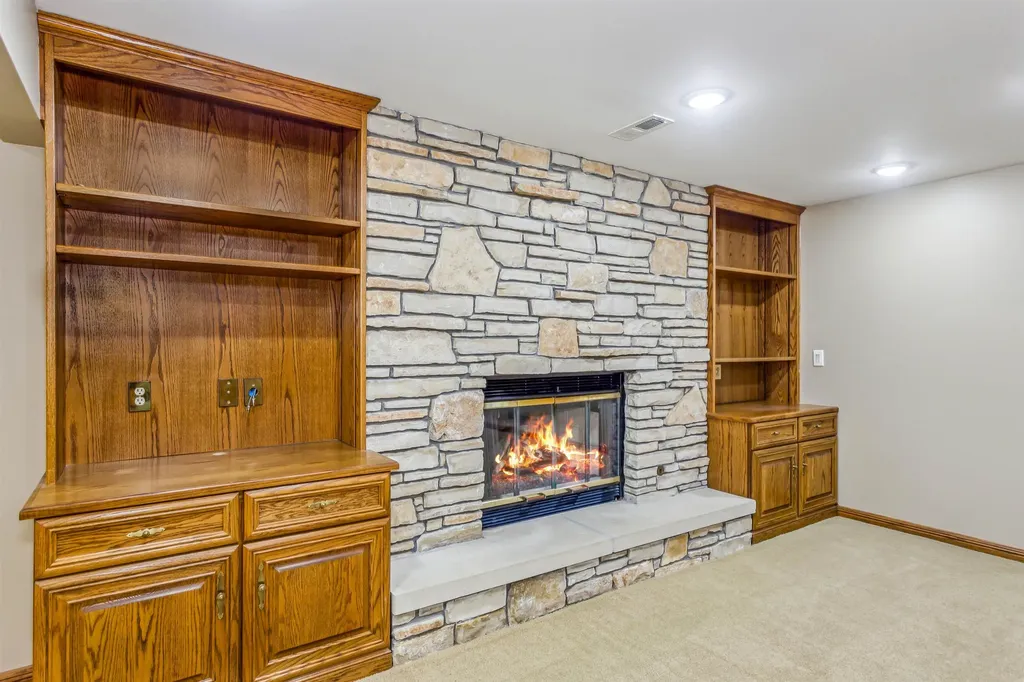 547 N Turnberry Circle Wichita KS 67230