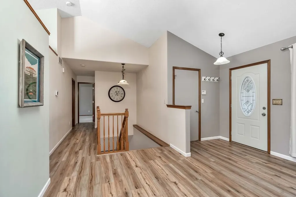 2432 S Gatewood Street Wichita KS 67210