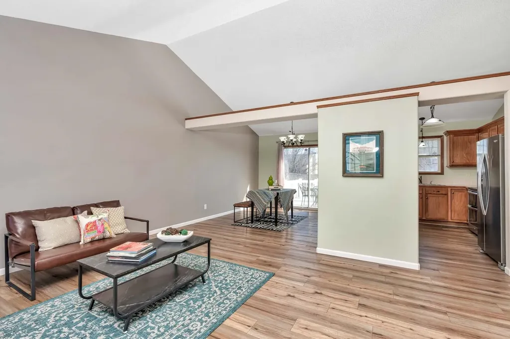 2432 S Gatewood Street Wichita KS 67210