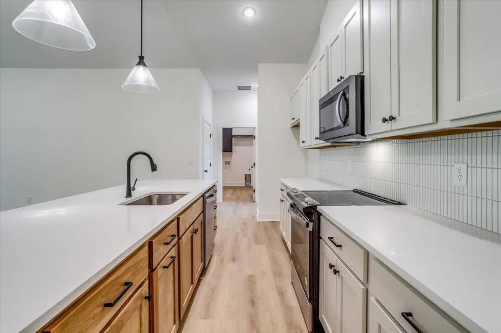 5563 Wandering Way Maize KS 67101