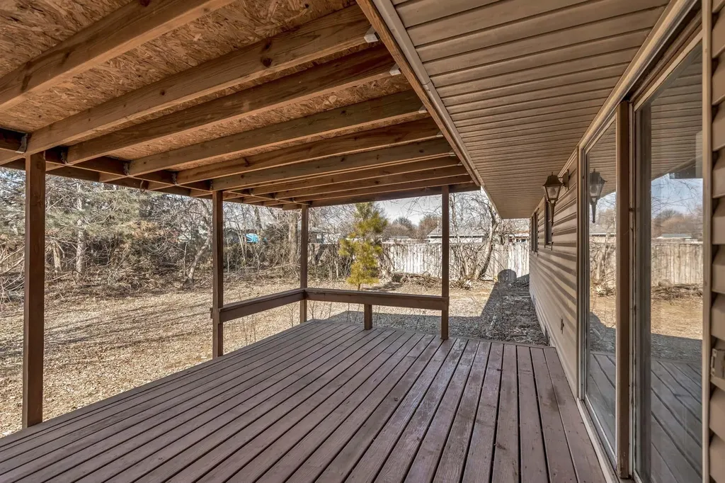 1505 N Mesa Wichita KS 67212