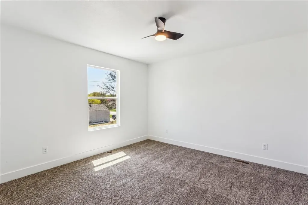 2618 W Newell Street Wichita KS 67203