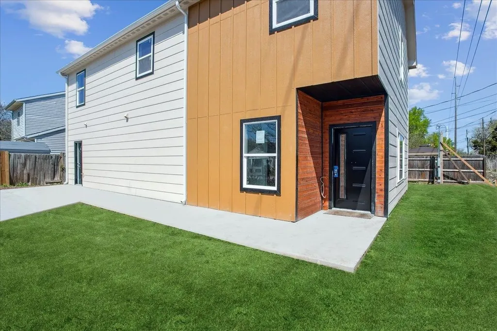 2618 W Newell Street Wichita KS 67203