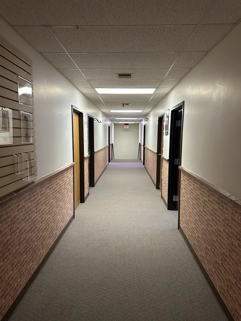 2757 S Glenn Wichita KS 67217-1841