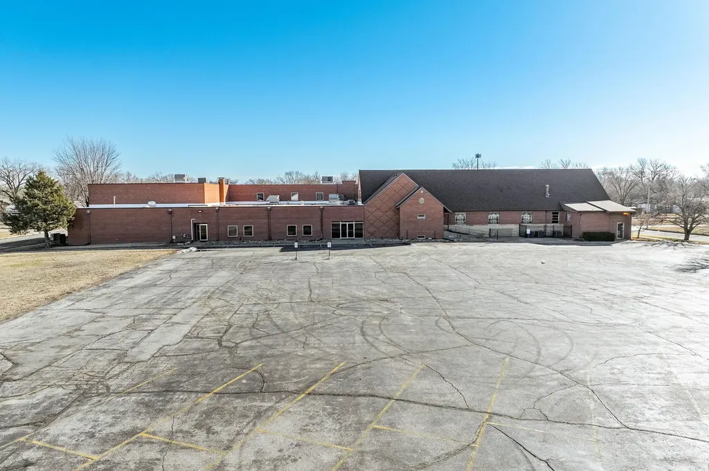 2757 S Glenn Wichita KS 67217-1841