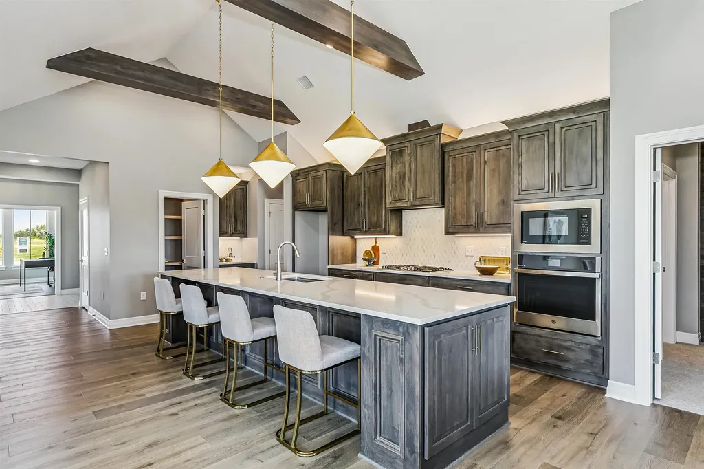 200 W Boxthorn Drive Andover KS 67002