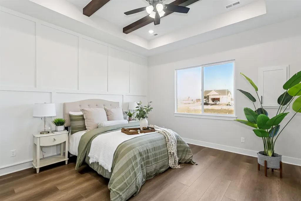 1620 E Appleton Street Valley Center KS 67147