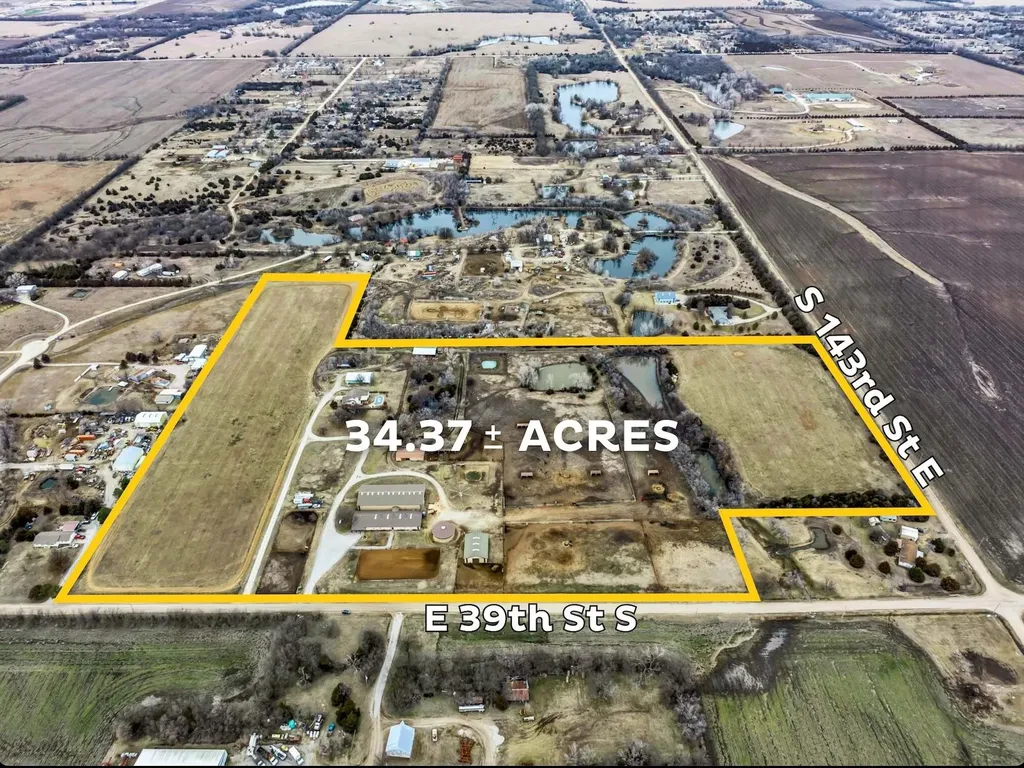 13930 E 39th Street S Derby KS 67037