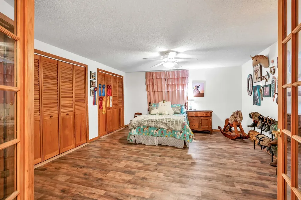 13930 E 39th Street S Derby KS 67037