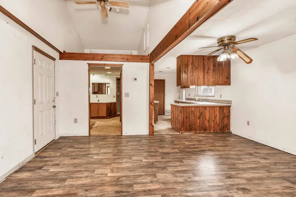 13930 E 39th Street S Derby KS 67037