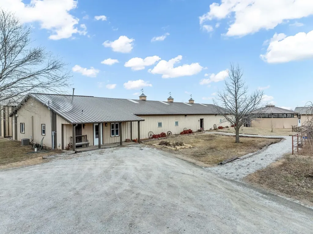 13930 E 39th Street S Derby KS 67037
