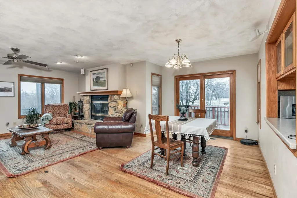 13930 E 39th Street S Derby KS 67037