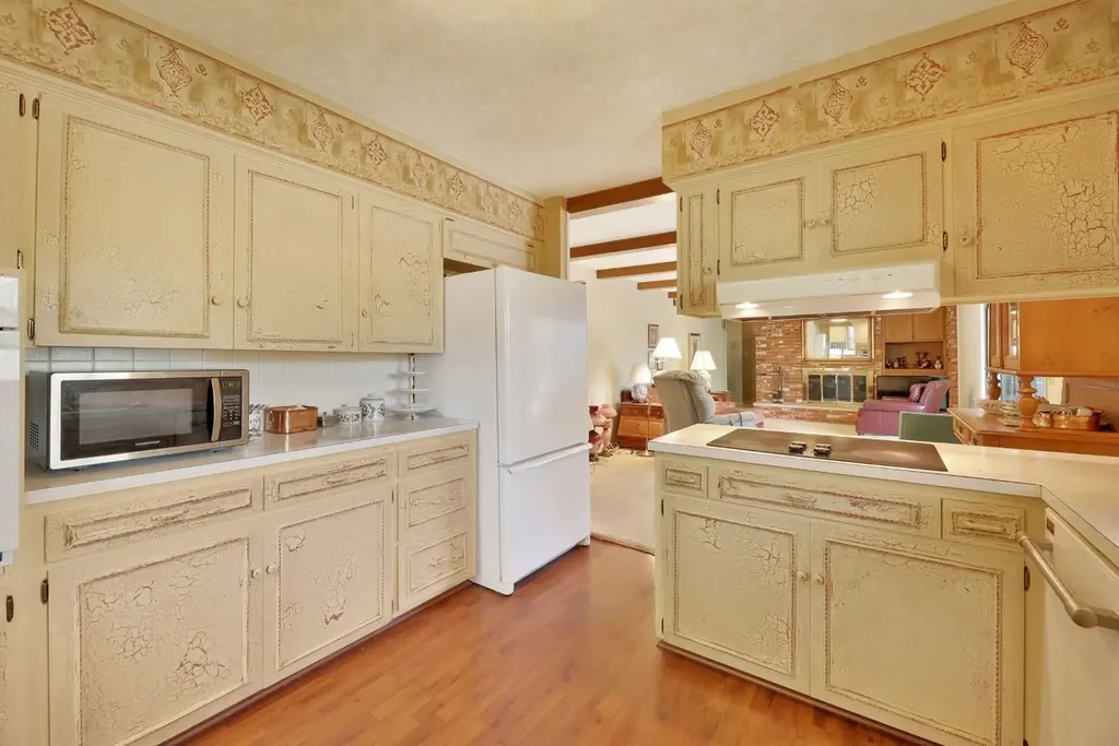 673 N Broadmoor Avenue Wichita KS 67206