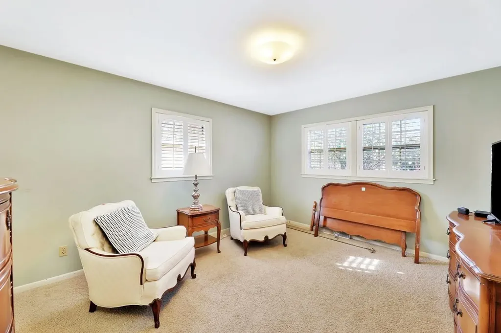 673 N Broadmoor Avenue Wichita KS 67206