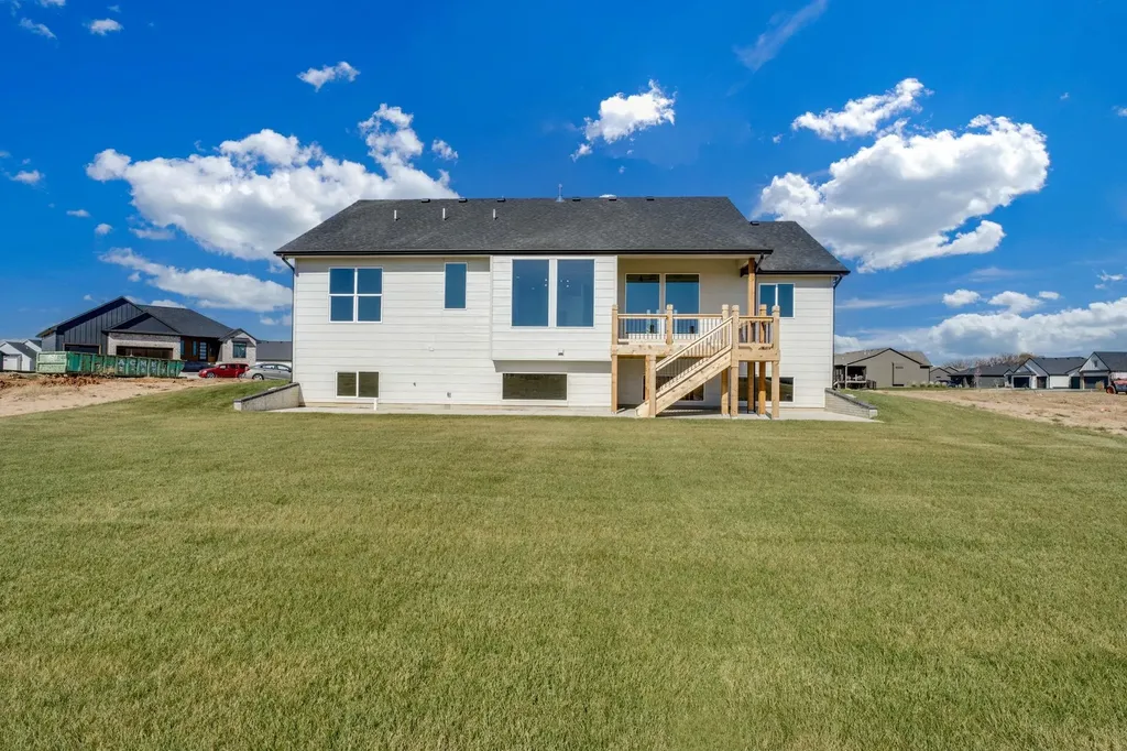 4411 N Grey Meadows Court Maize KS 67101
