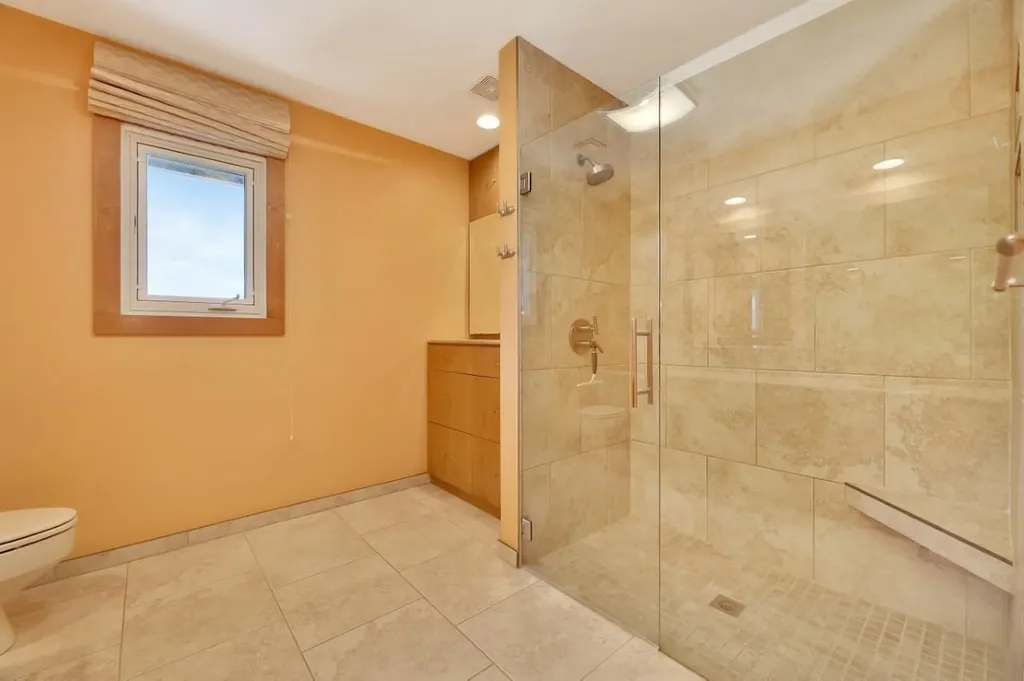 6915 E 14th Street N Wichita KS 67206