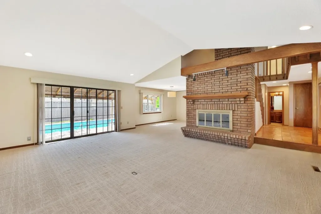 6915 E 14th Street N Wichita KS 67206