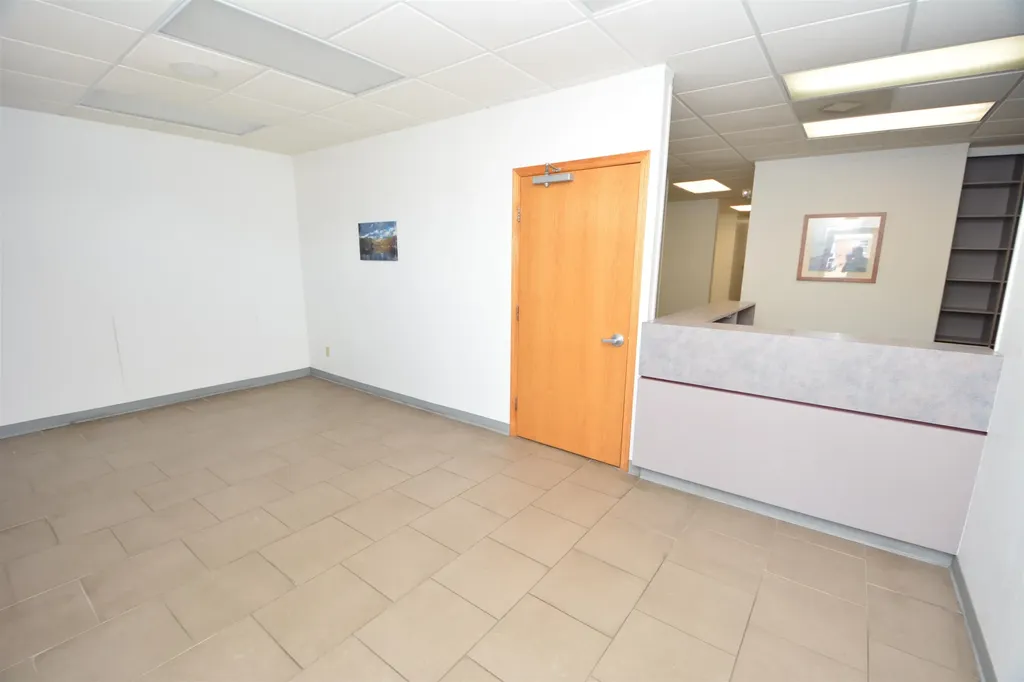 6135 E Harry Street Wichita KS 67218