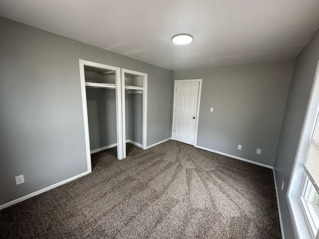 820 E Harvey Avenue Wellington KS 67152