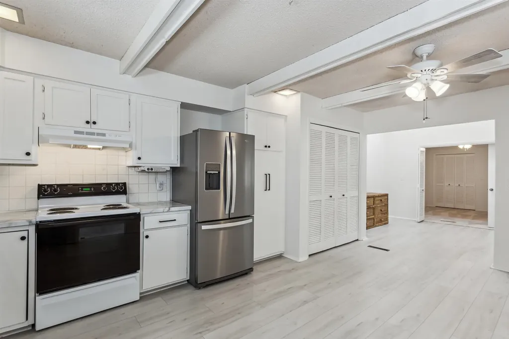 8325 E Harry Street Wichita KS 67207
