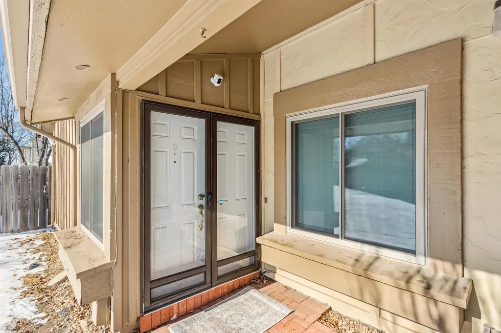 8325 E Harry Street Wichita KS 67207