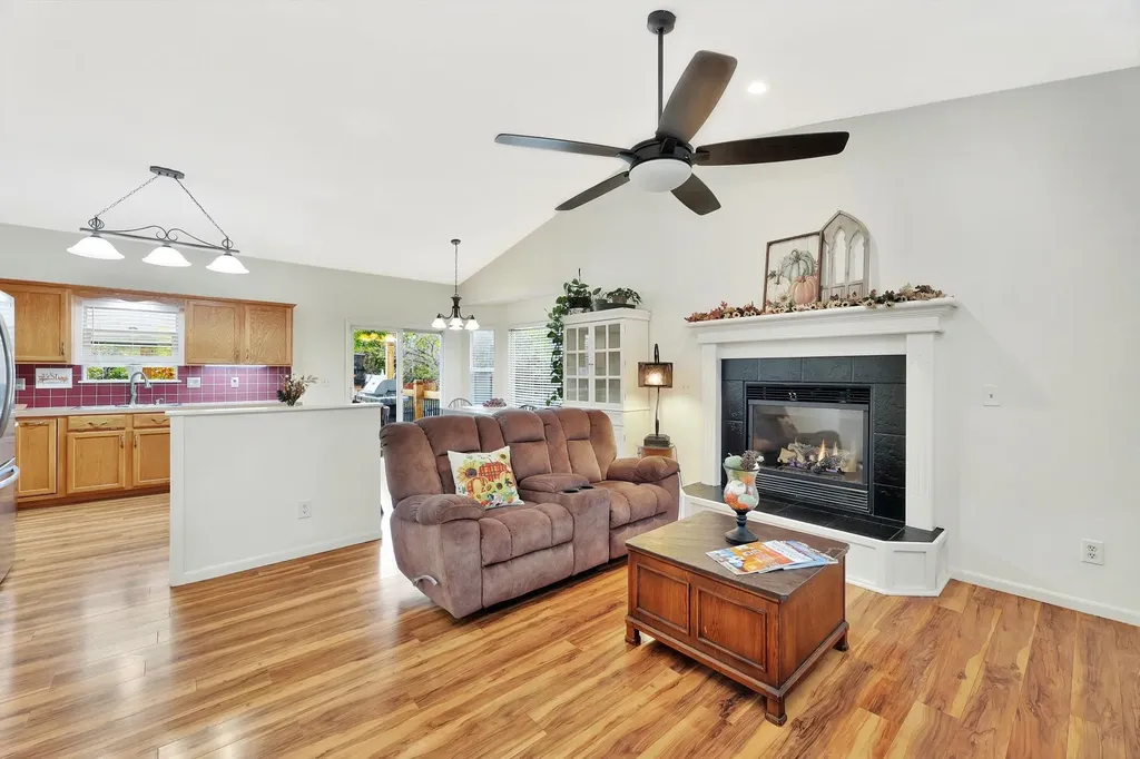 1714 N Buckeye Court Andover KS 67002