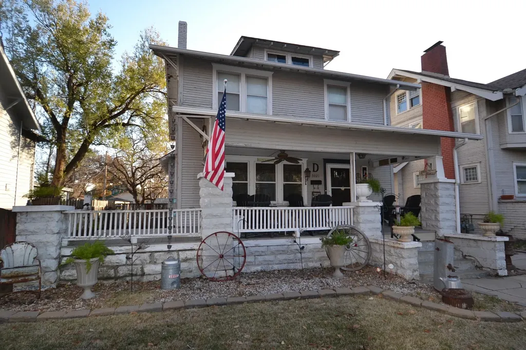 3021 E Oakland Avenue Wichita KS 67211
