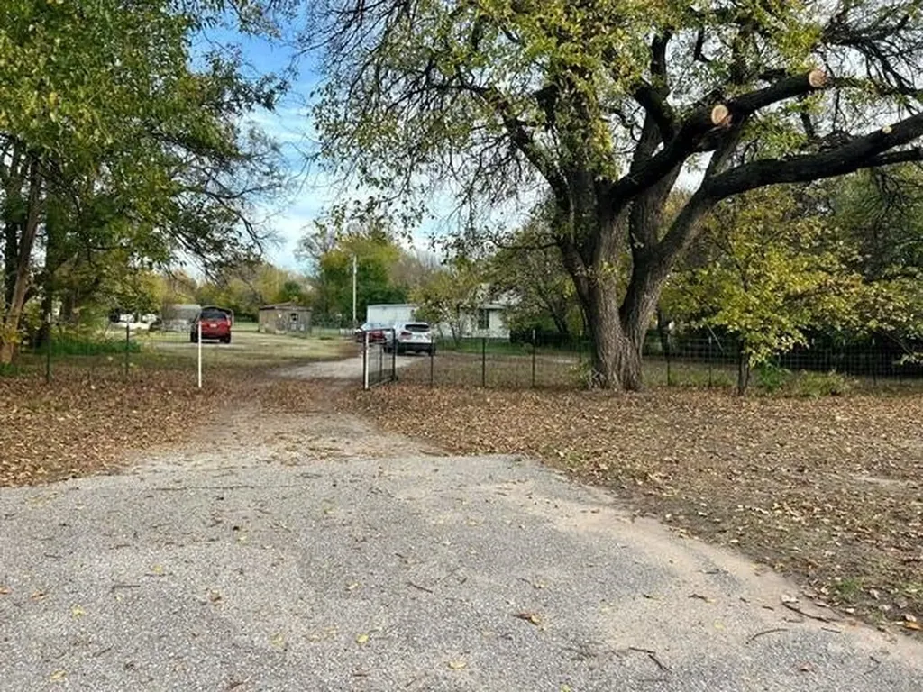 5940 S Broadway Avenue Wichita KS 67216