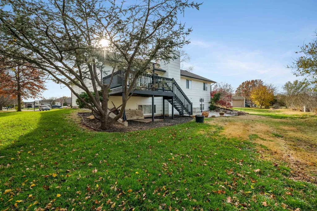 344 N Oakmont Court Andover KS 67002