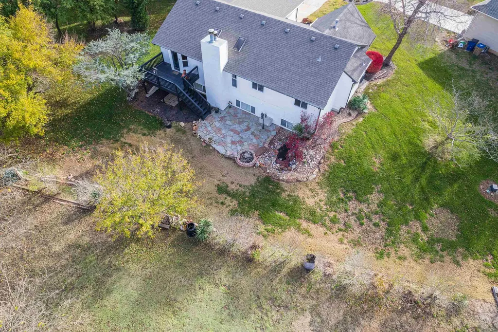 344 N Oakmont Court Andover KS 67002
